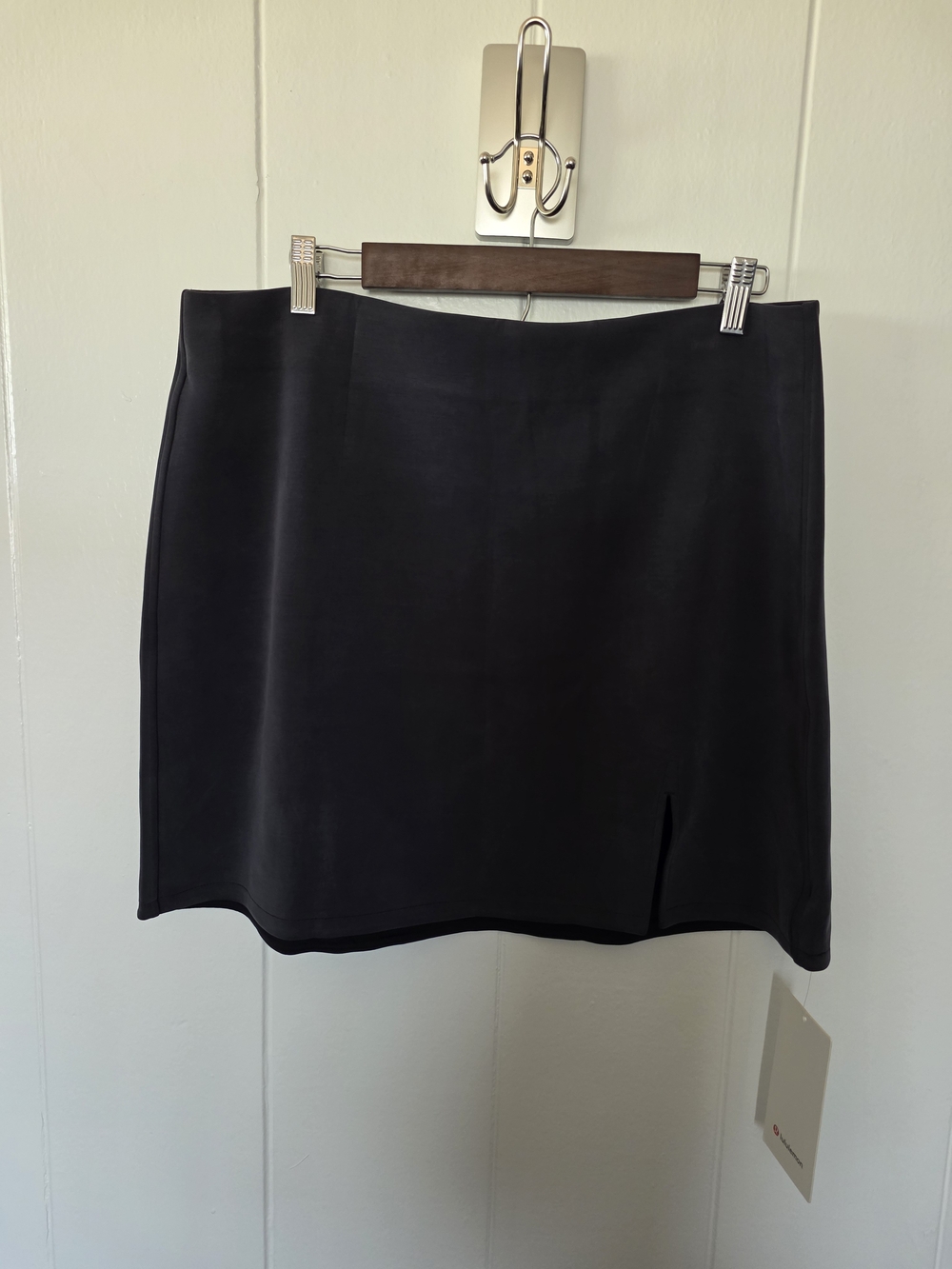 Lululemon Softstreme High-Rise Mini Skirt XL NWT